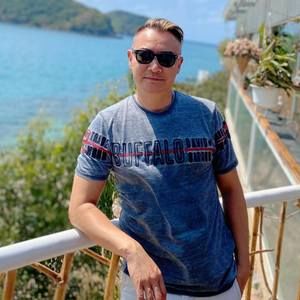 Meet your Posher, Stephen